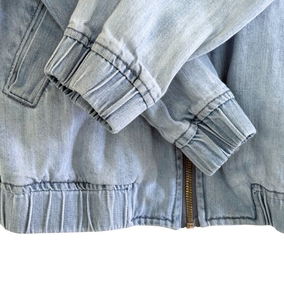 Women's American Eagle Light Washed Denim Harrington Collared Jacket - Small - Picture 3 of 6